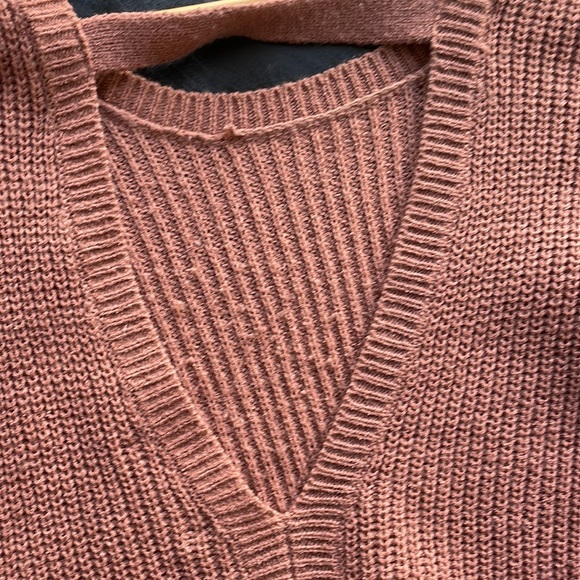 Rose Forever 21 Sweater - Picture 4 of 5